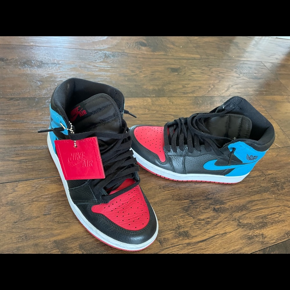 Air Jordan 1 high OG UNC to Chicago